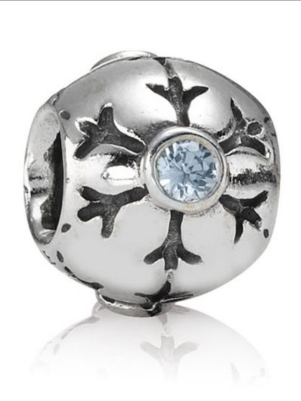 Pandora Snowflake Charm Retired design